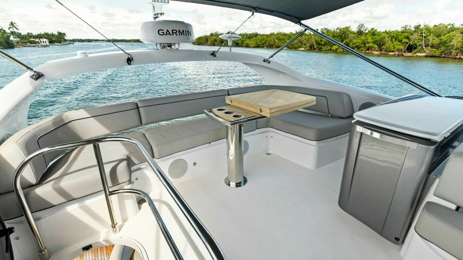 2025 Princess F50 Flybridge
