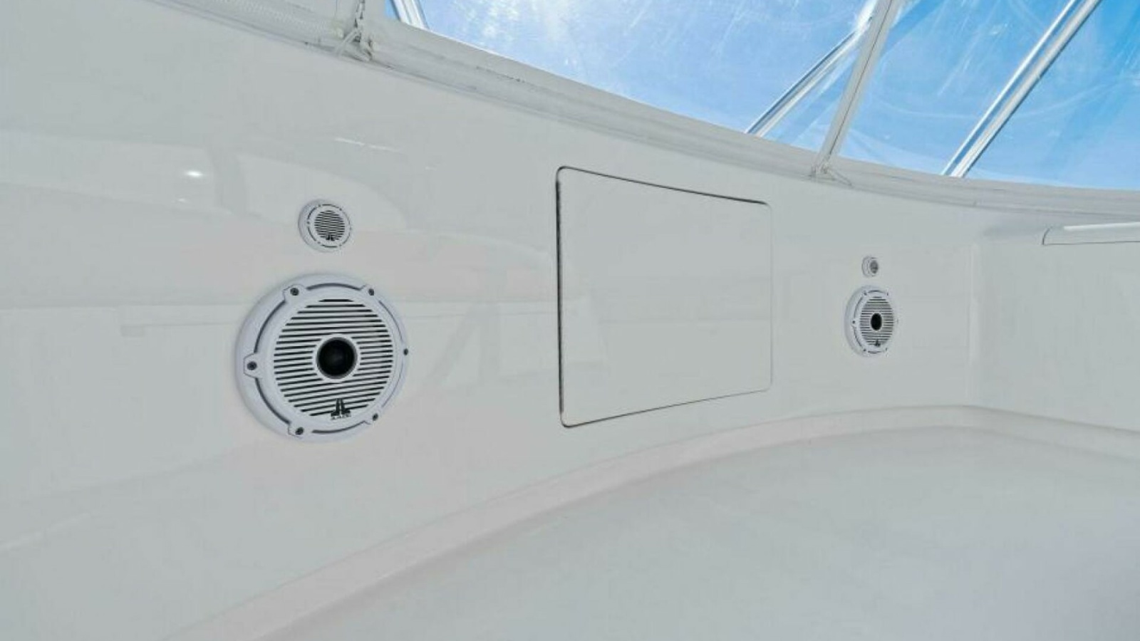 Flybridge Helm Station Detail