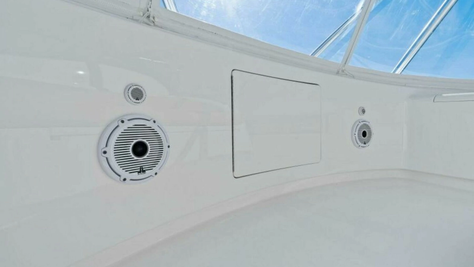 Flybridge Helm Station Detail