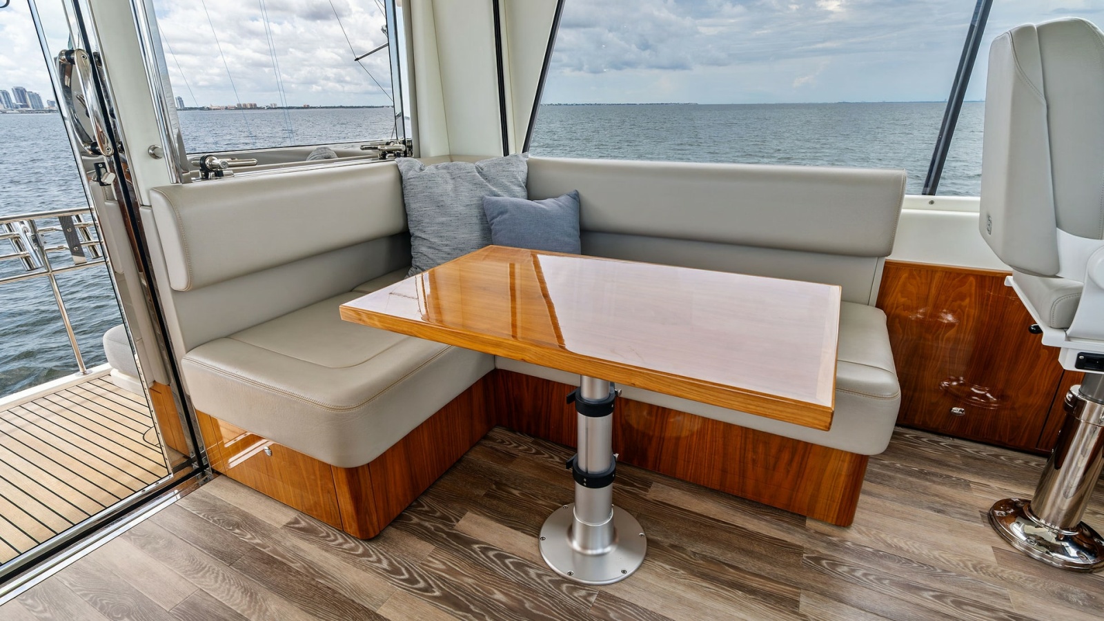 Enclosed Bridge Dinette Area