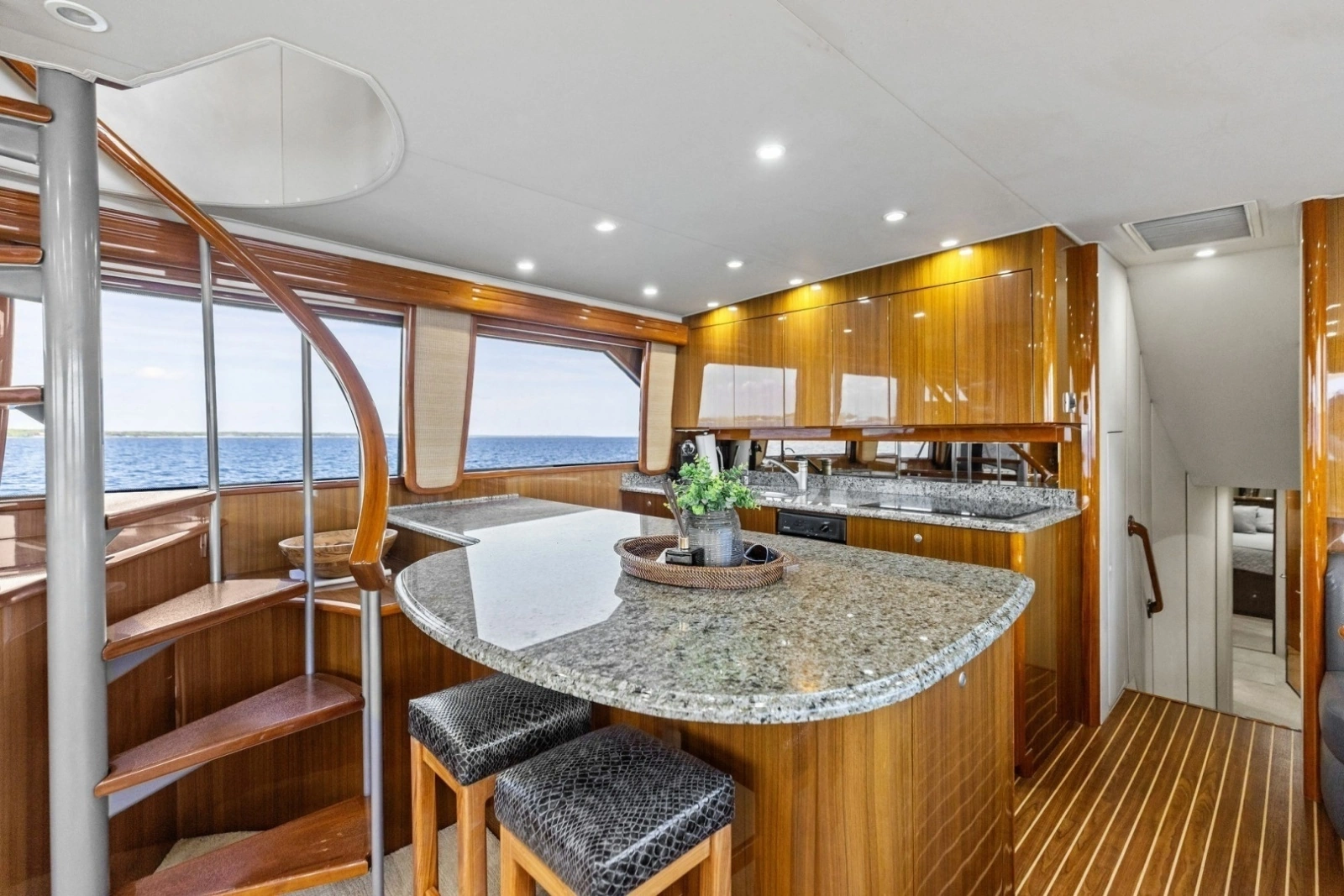 2008 Viking 68 Skybridge "Liquid Apple"2008 Viking 68 Skybridge "Liquid Apple"