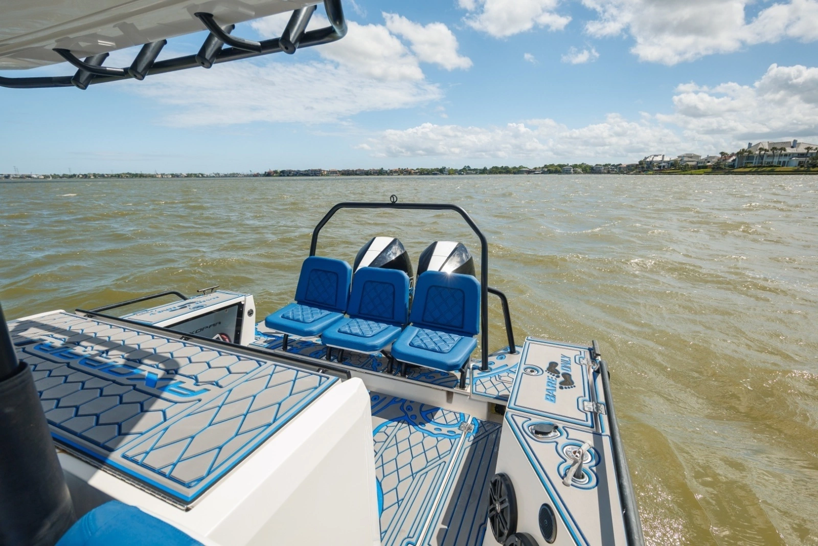 2019 Axopar 37 Sun Top