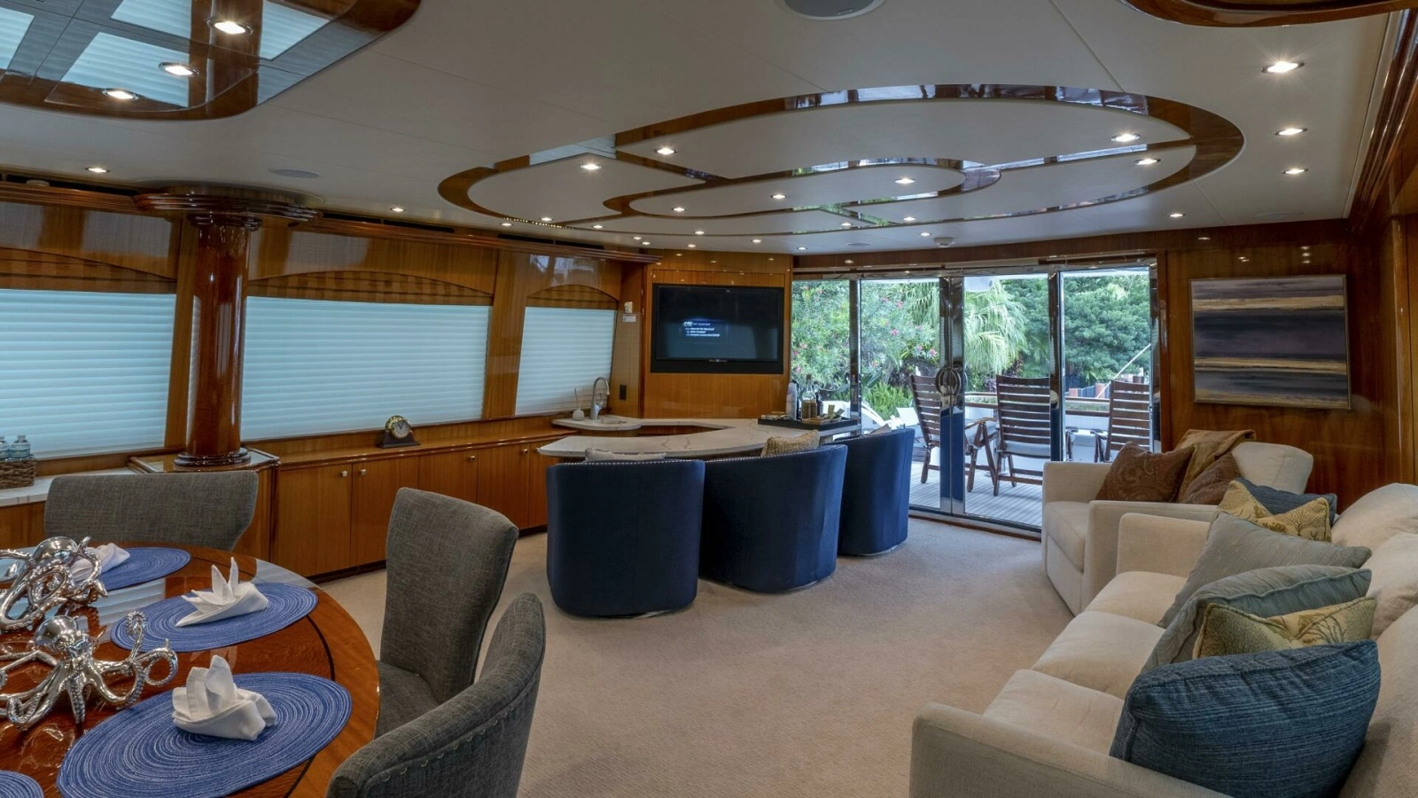 Hatteras 80 Gallopin- Salon