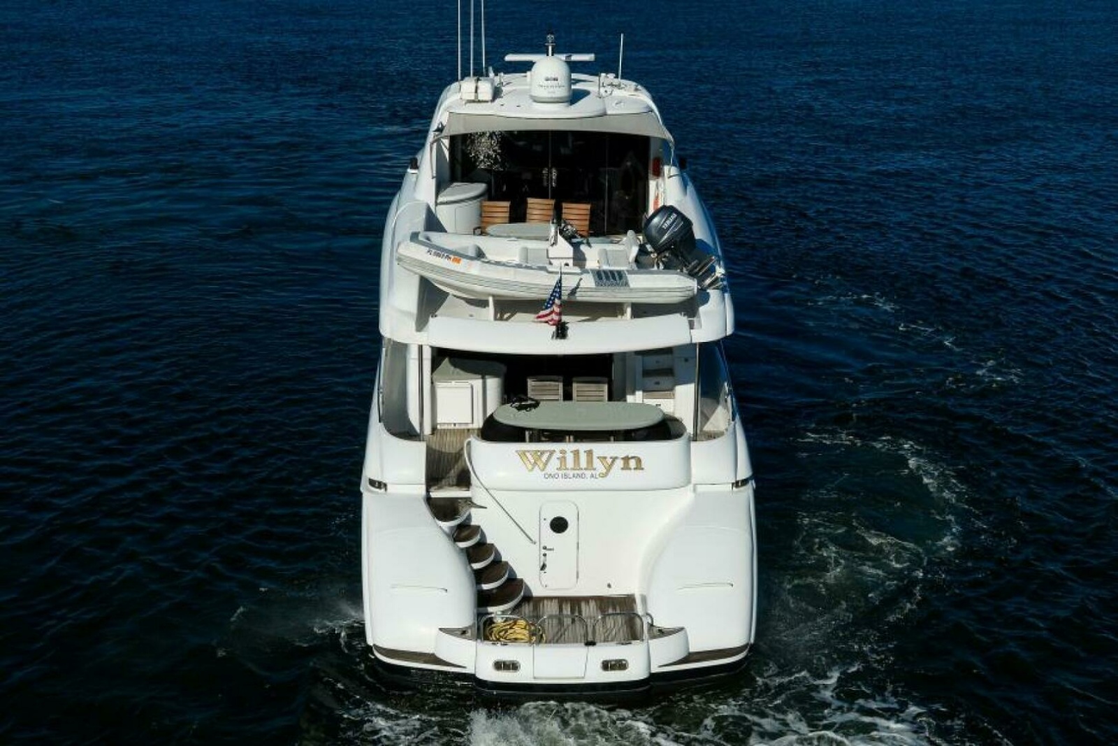 Lazzara 80 WILLYN - Aerial Aft Profile