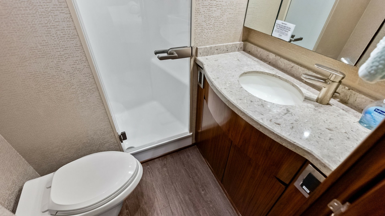 Guest Head with Shower