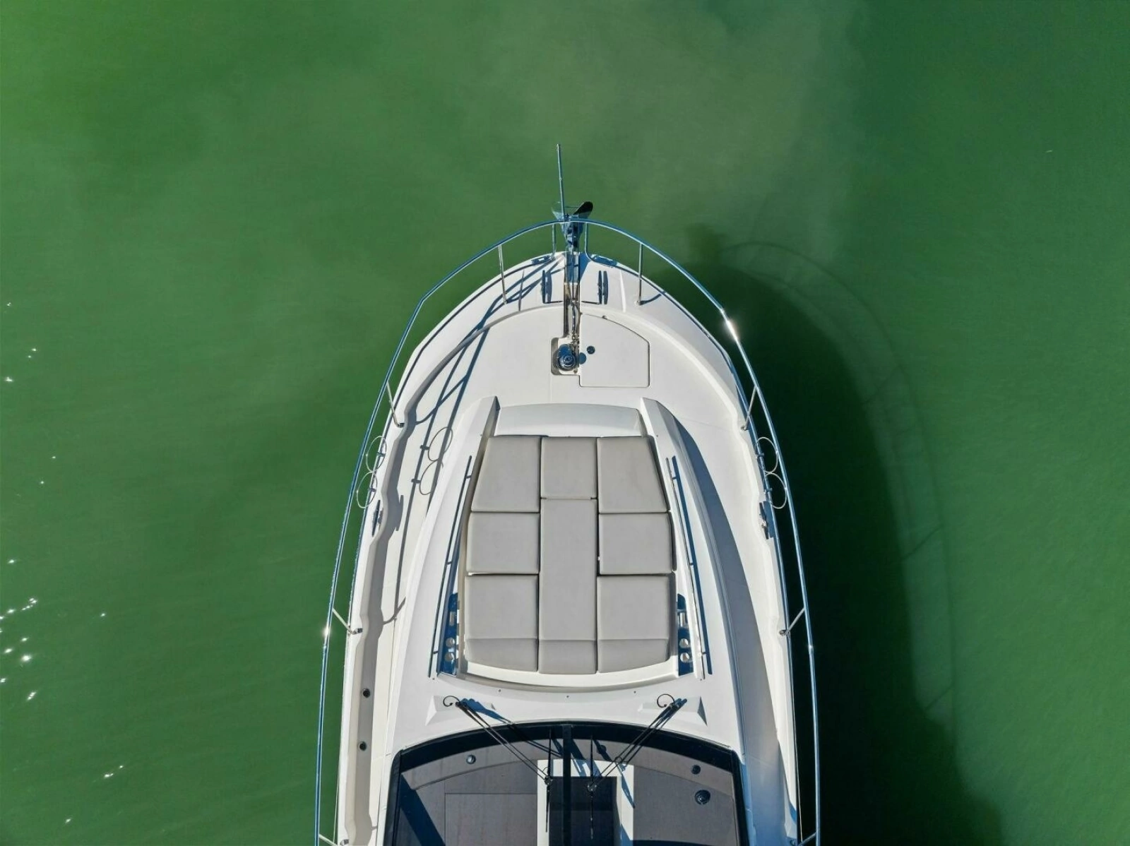 2022 Prestige 520 Flybridge