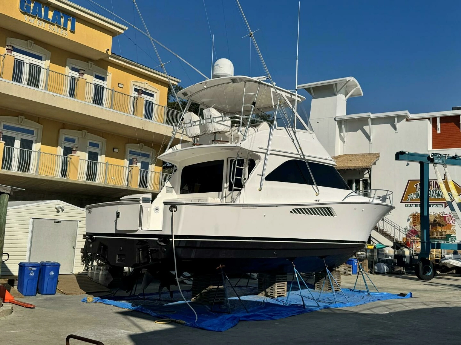 2006 45 Viking Convertible- Fresh Bottom Job