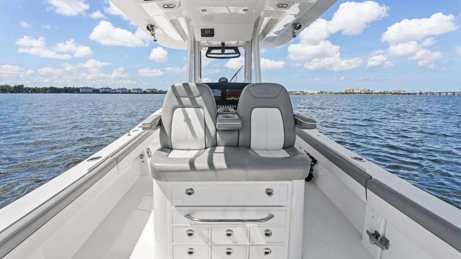 Center Console Seating and Helm