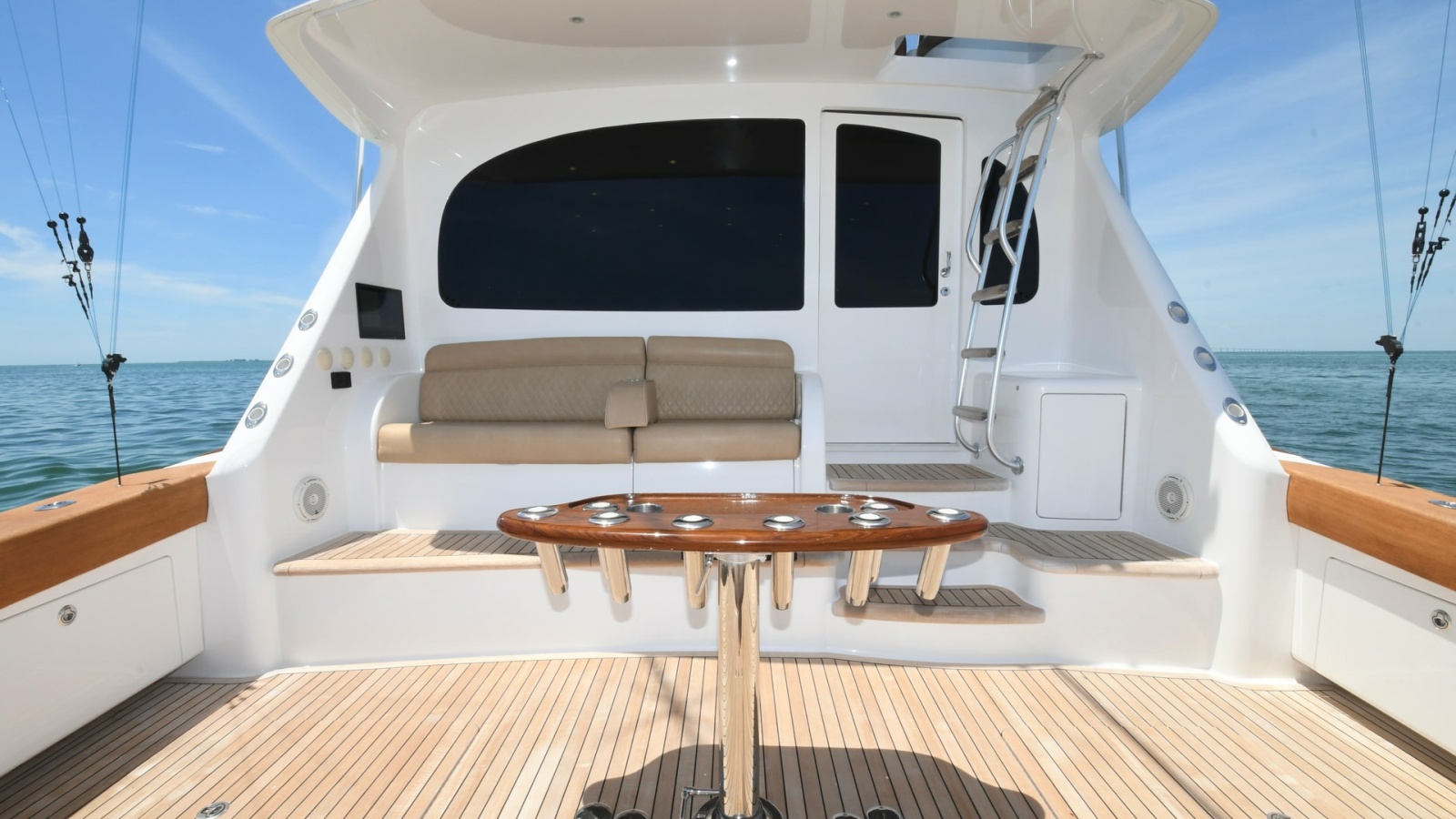 Spacious Aft Deck with Seating Area