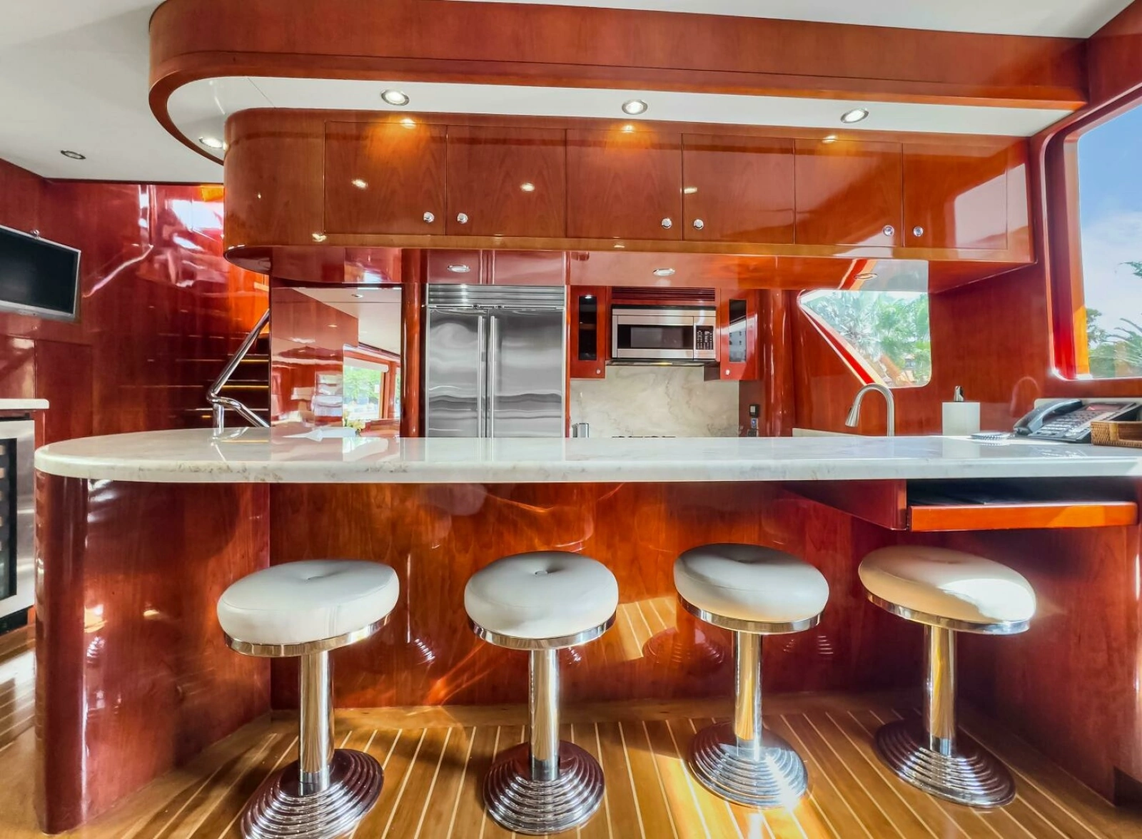 2005 Ocean Alexander 80 motoryacht