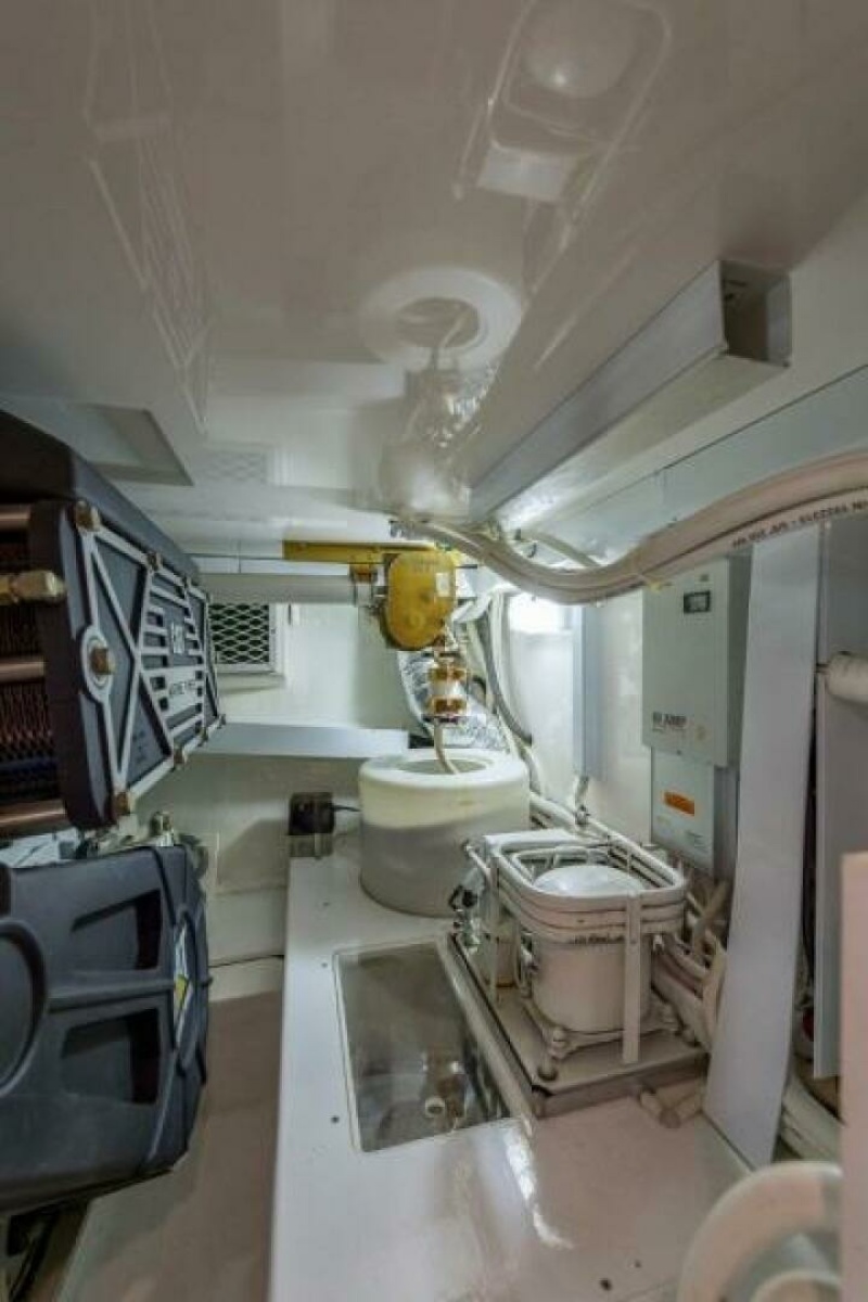 Post 53 - Ros Lyn - Engine Room