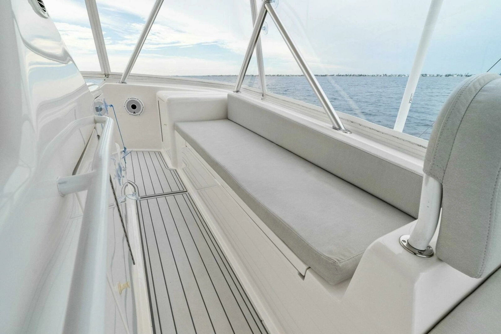 2006 Viking 61 Convertible KNOT ON CALL