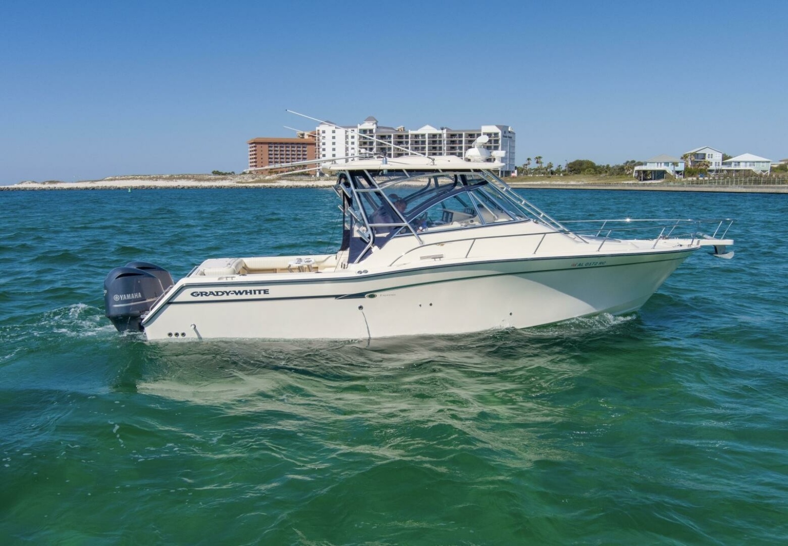 33' 2009 Grady-White 330 Express