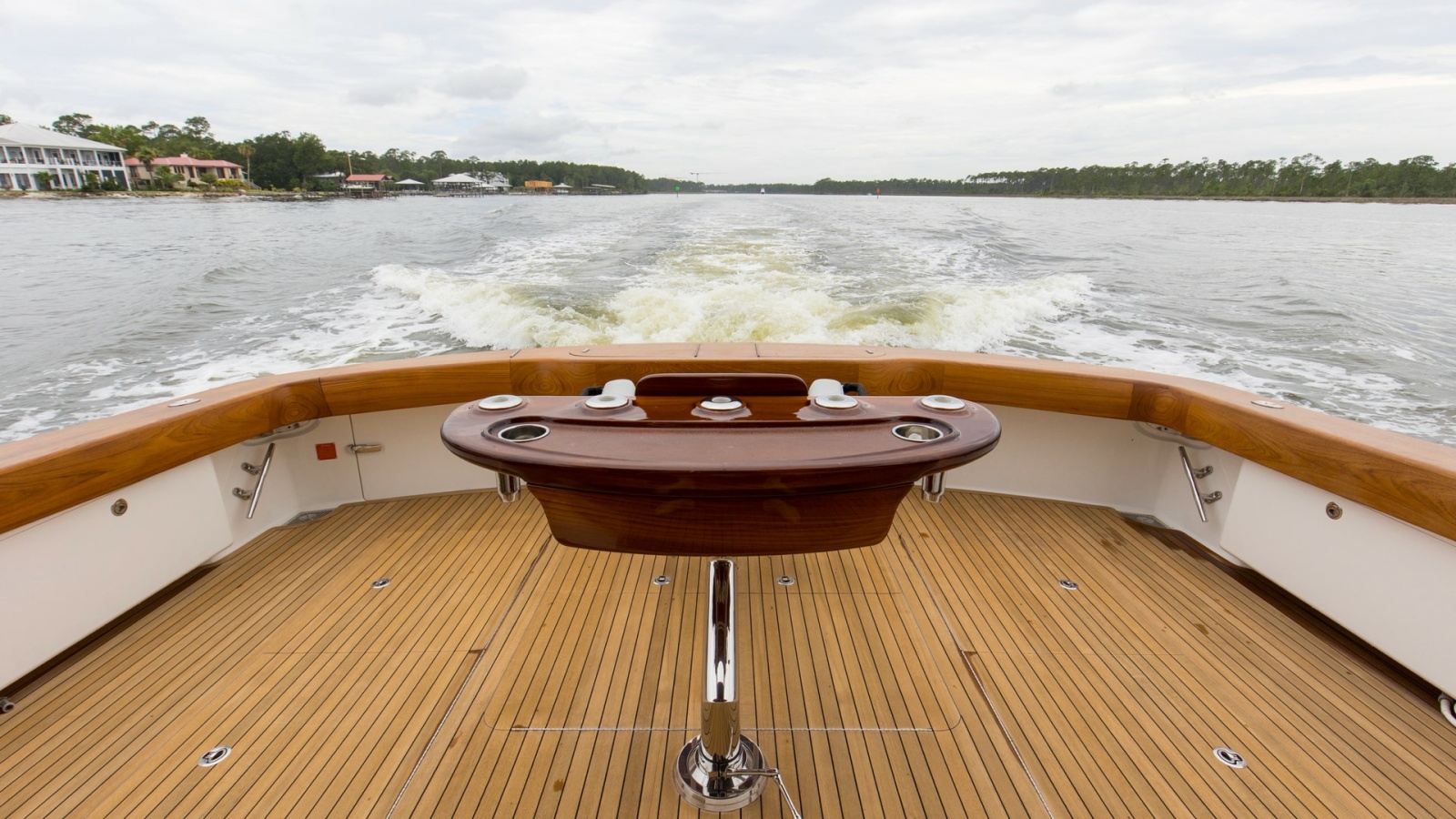 2020 68 Viking Convertible Gunpowder Deck (9)