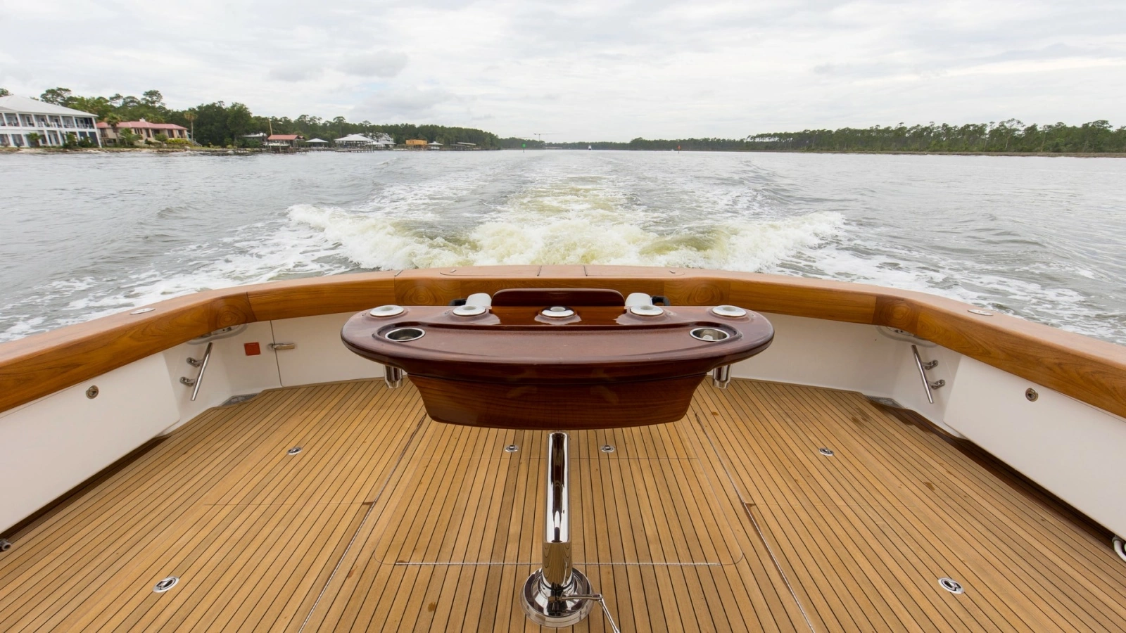 2020 68 Viking Convertible Gunpowder Deck (9)