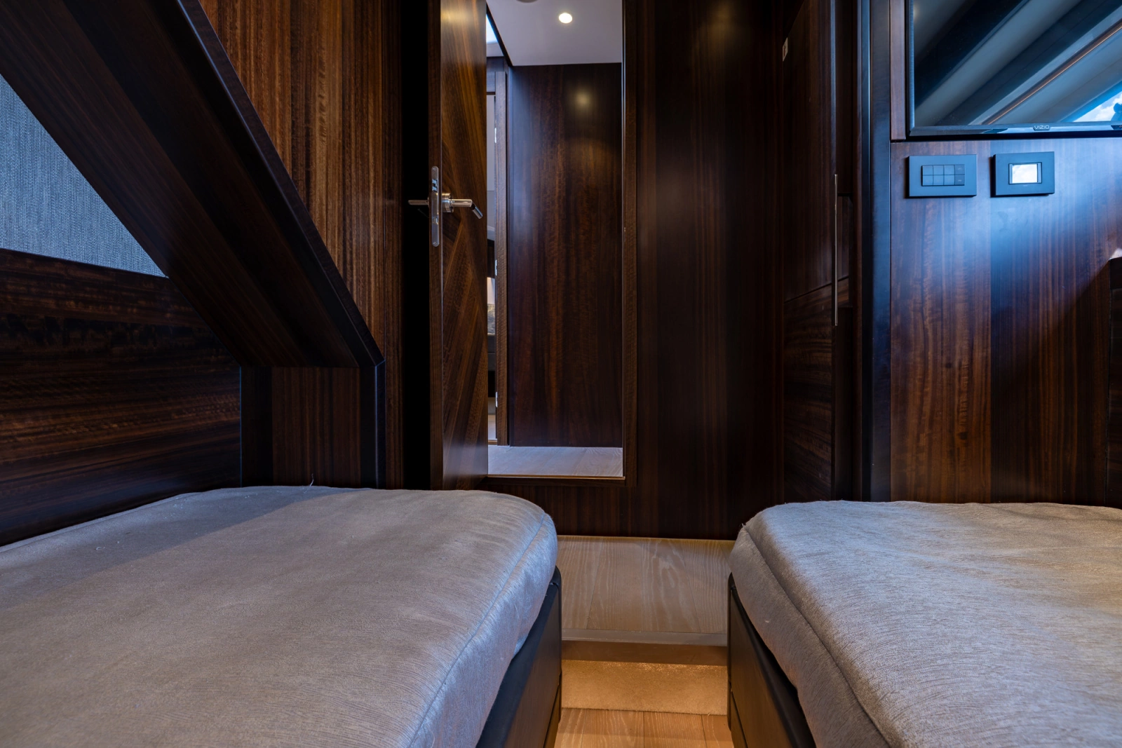 2022 Sunseeker Manhattan 68