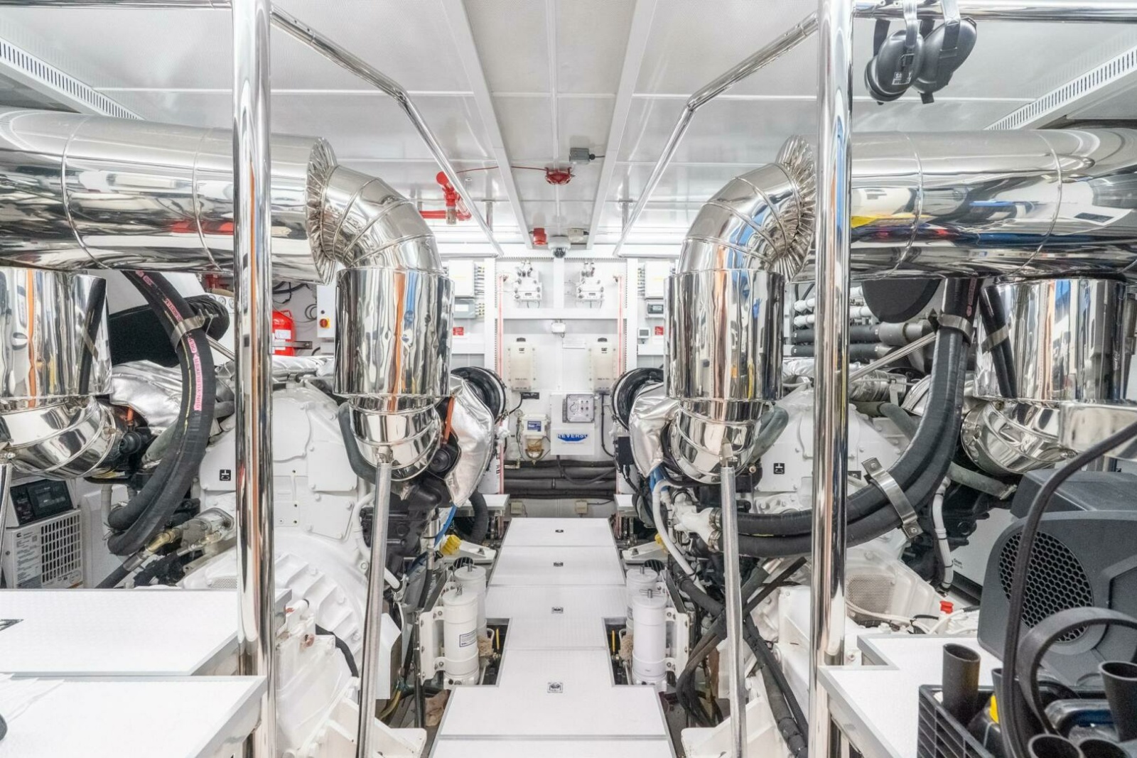 Horizon FD80 SHERI LYNN - Engine Room
