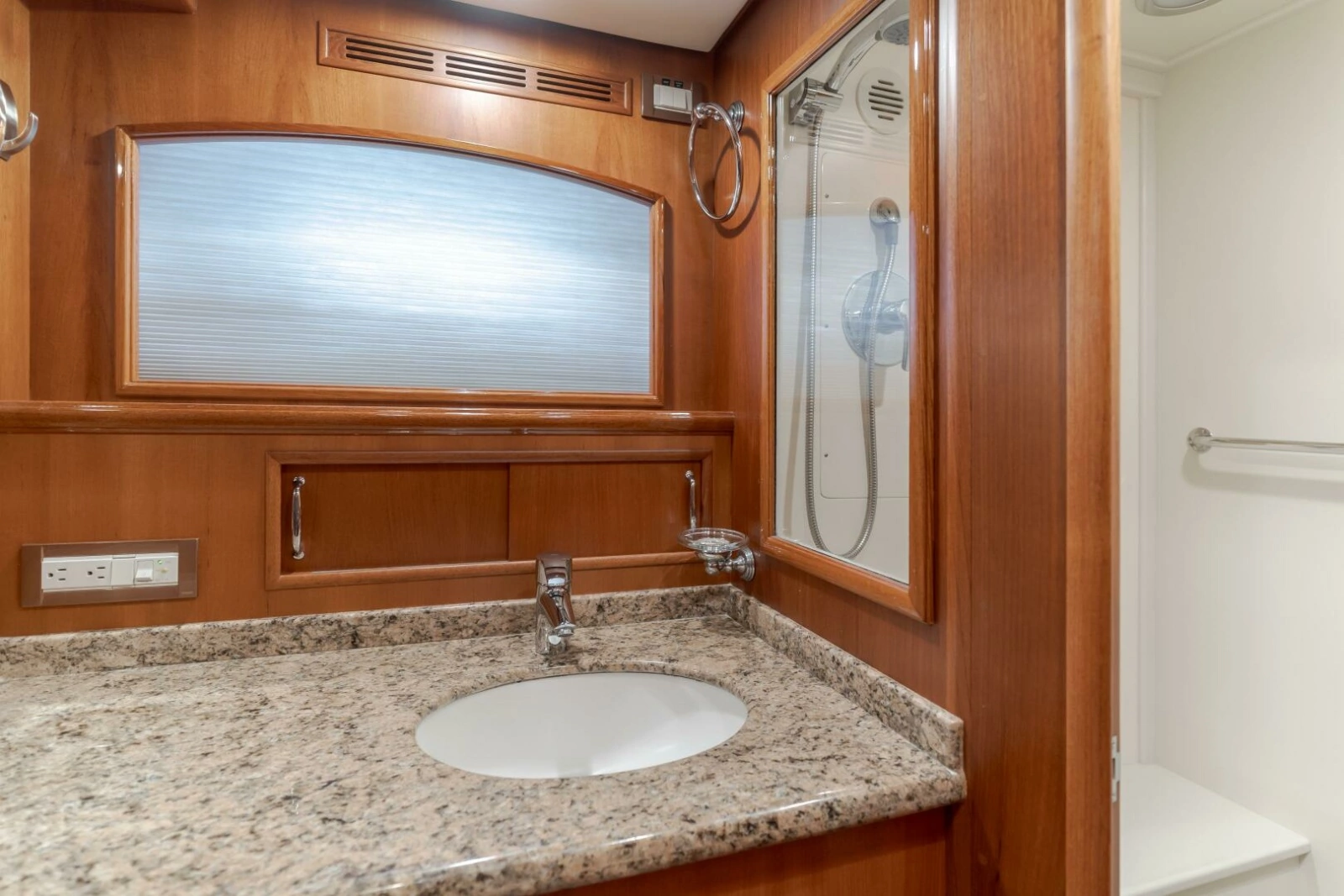 2008 Grand Banks 59 Aleutian RP