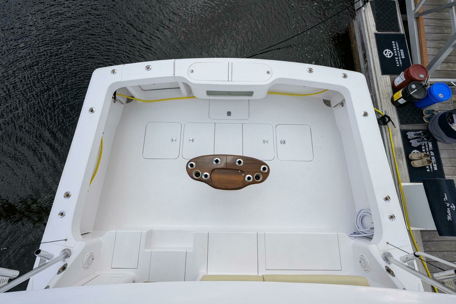 Viking 56 MATTER OF TIME - Cockpit