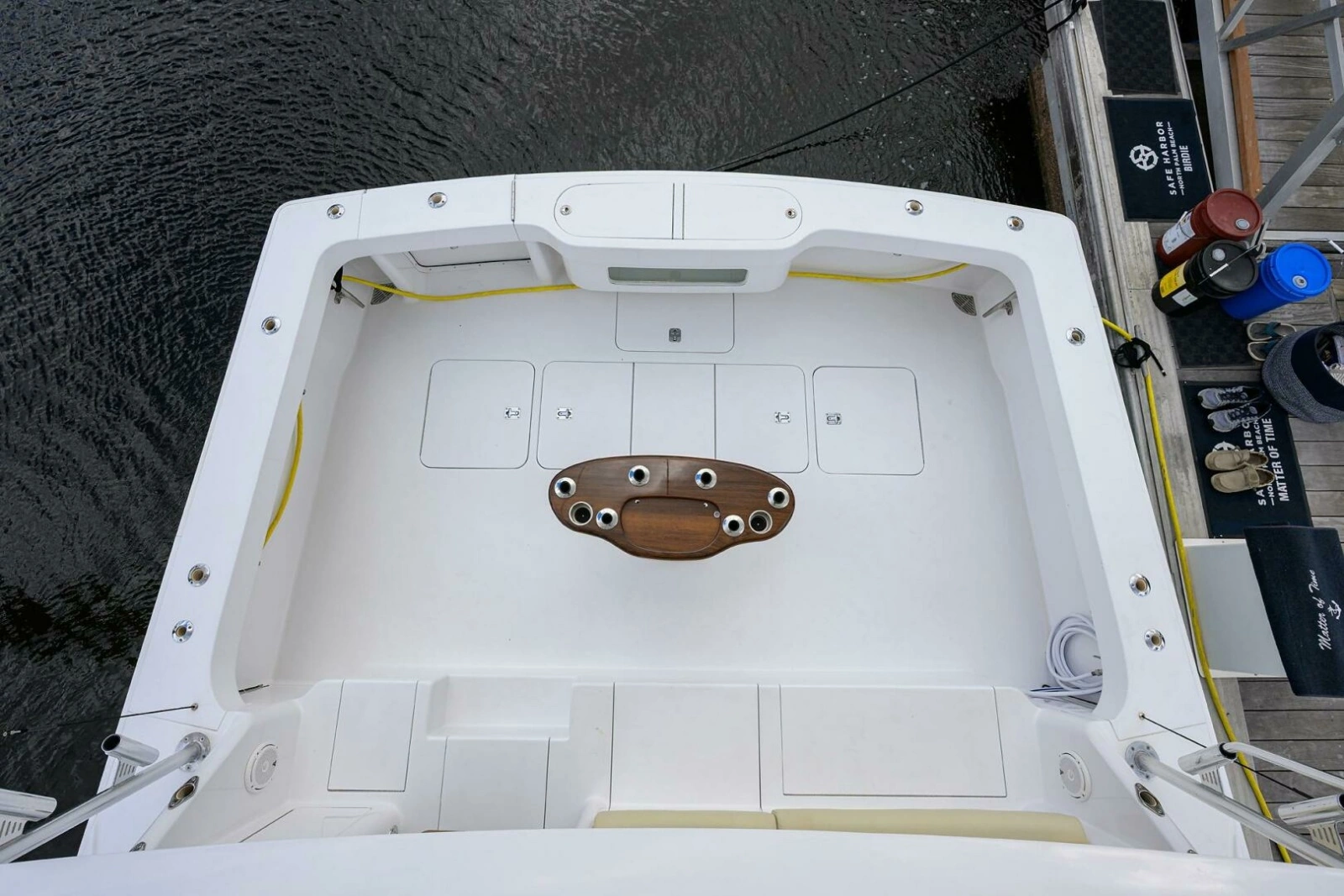 Viking 56 MATTER OF TIME - Cockpit