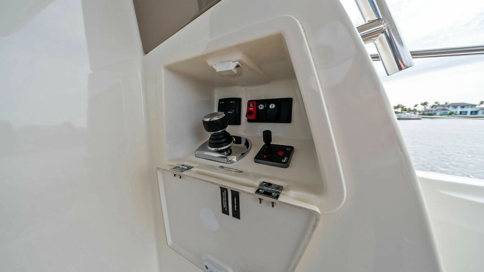 2015 Prestige 550 'Legacy'