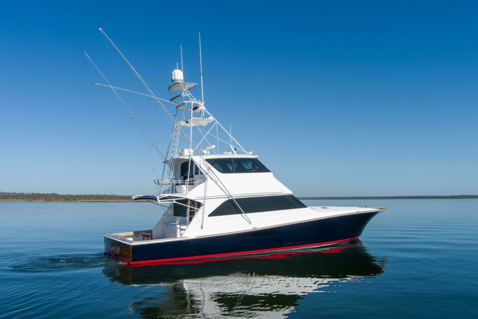 65' 2001 Viking 65 Enclosed Bridge