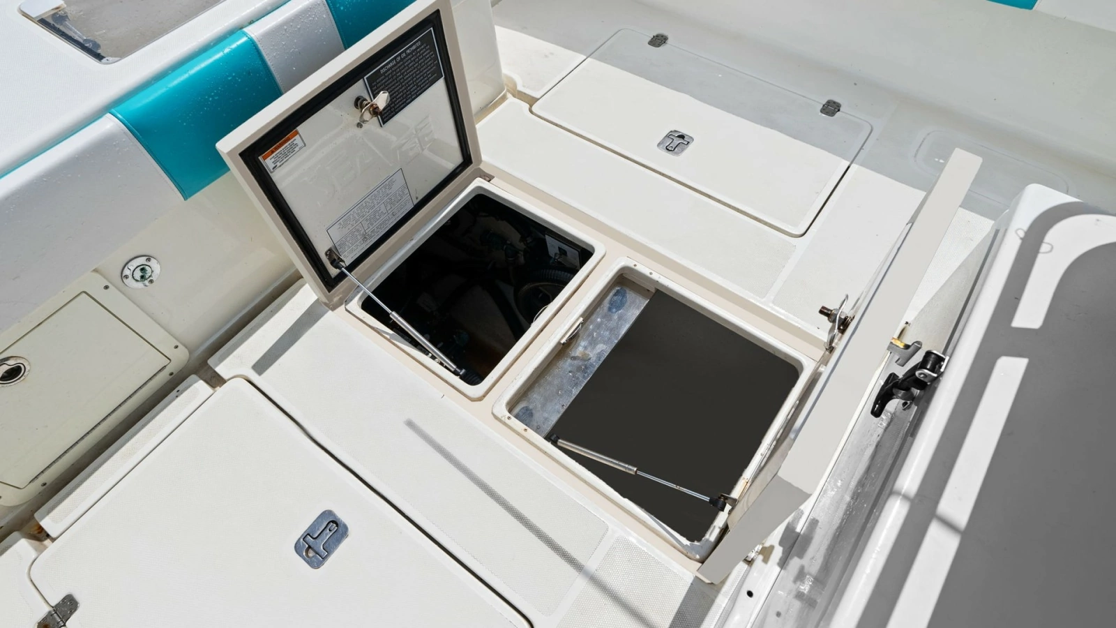 Aft Deck with Storage Compartments