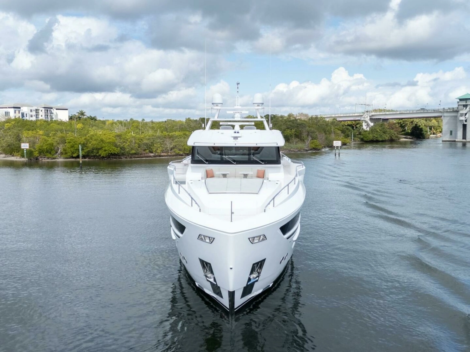 Horizon FD80 SHERI LYNN - Exterior