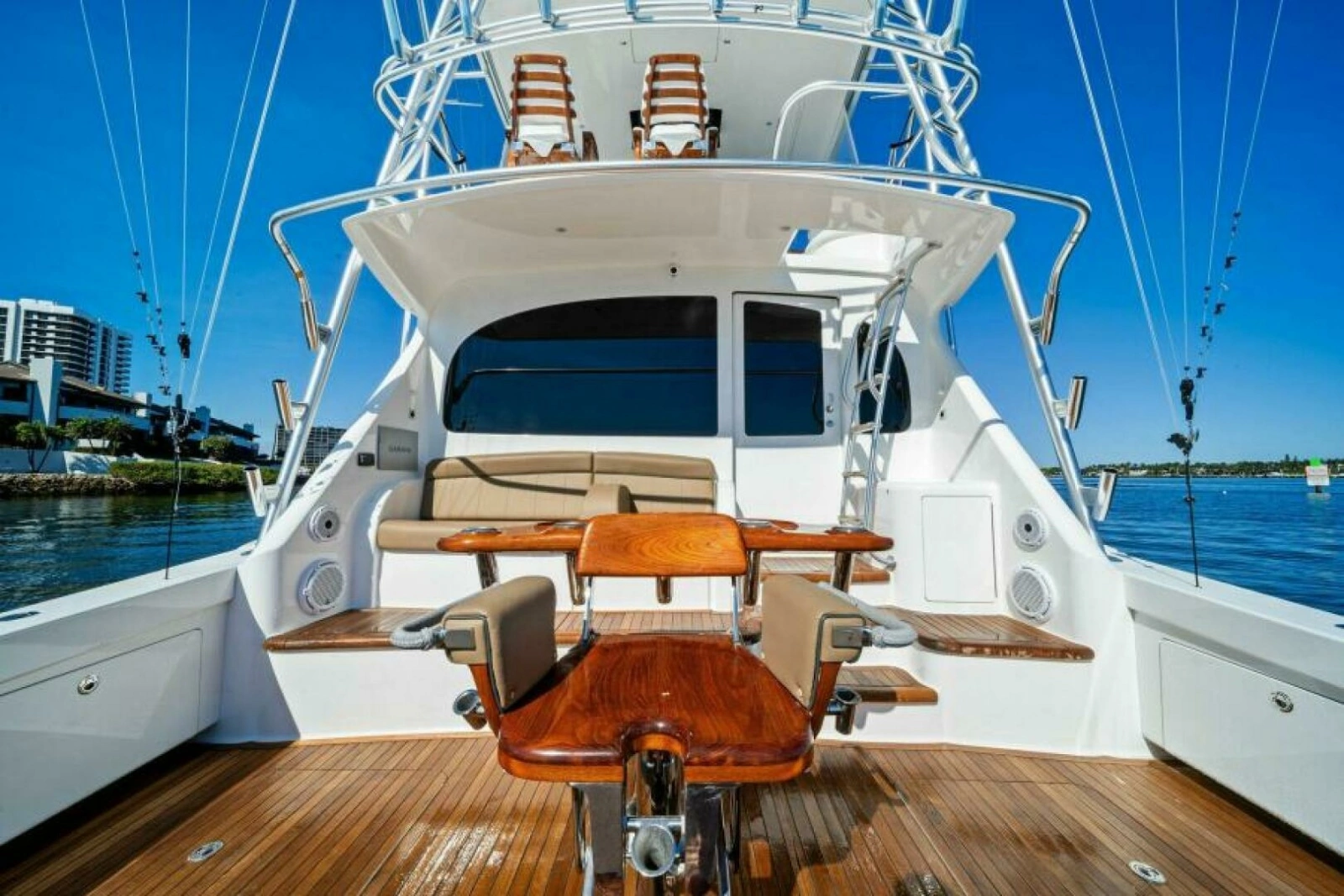 2016 Viking 55 Convertible photo 5