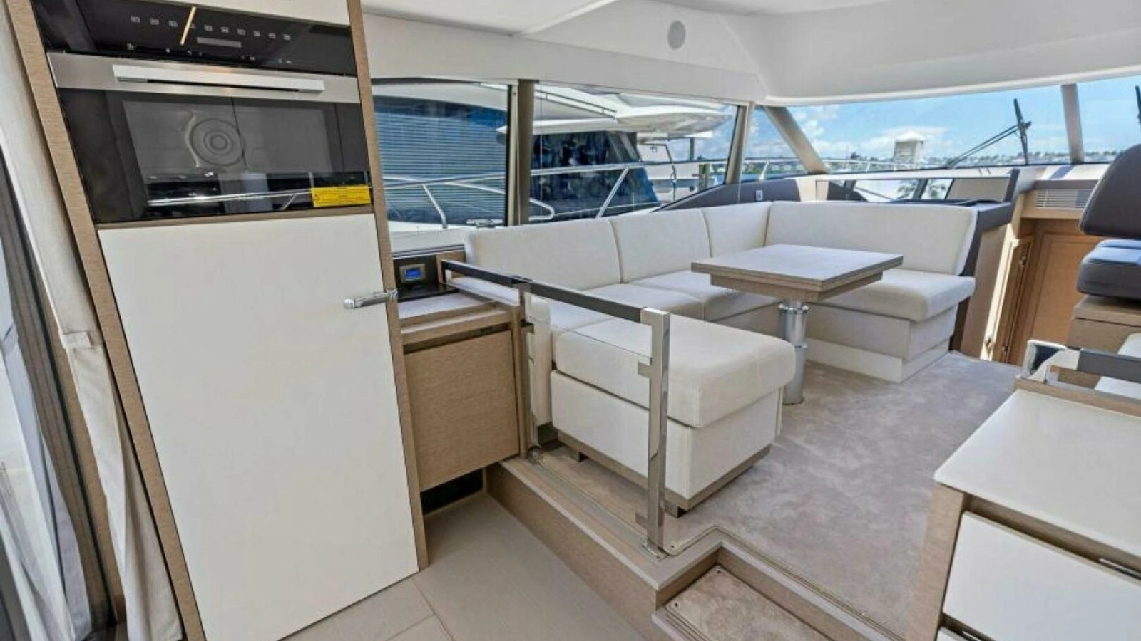 2025 Prestige 460 Flybridge - Sistership