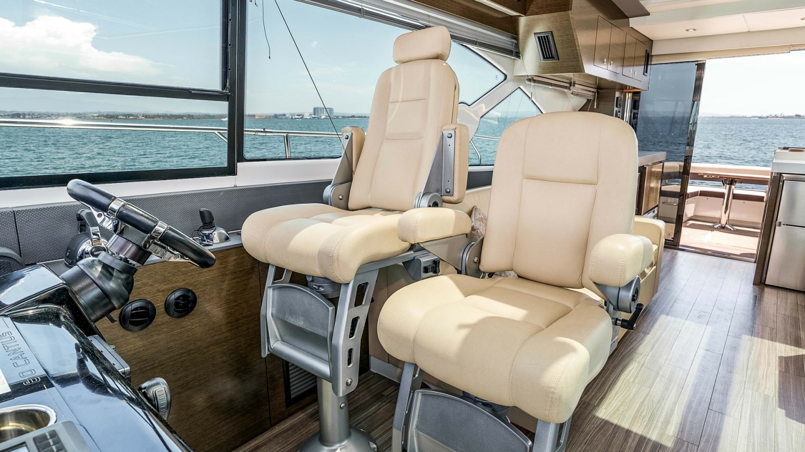 2017 Cruisers 60 Cantius 'Rising Star' - Helm Station with Dual Seating