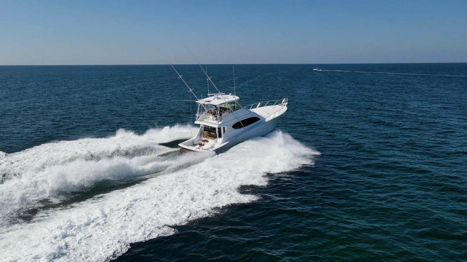 2008 54 Hatteras Convertible American Made Exteriors (7)