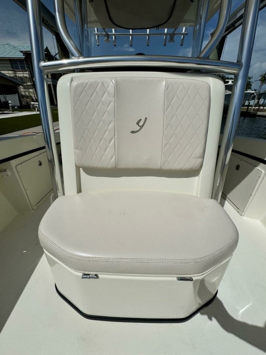 2018 Young Boats 27