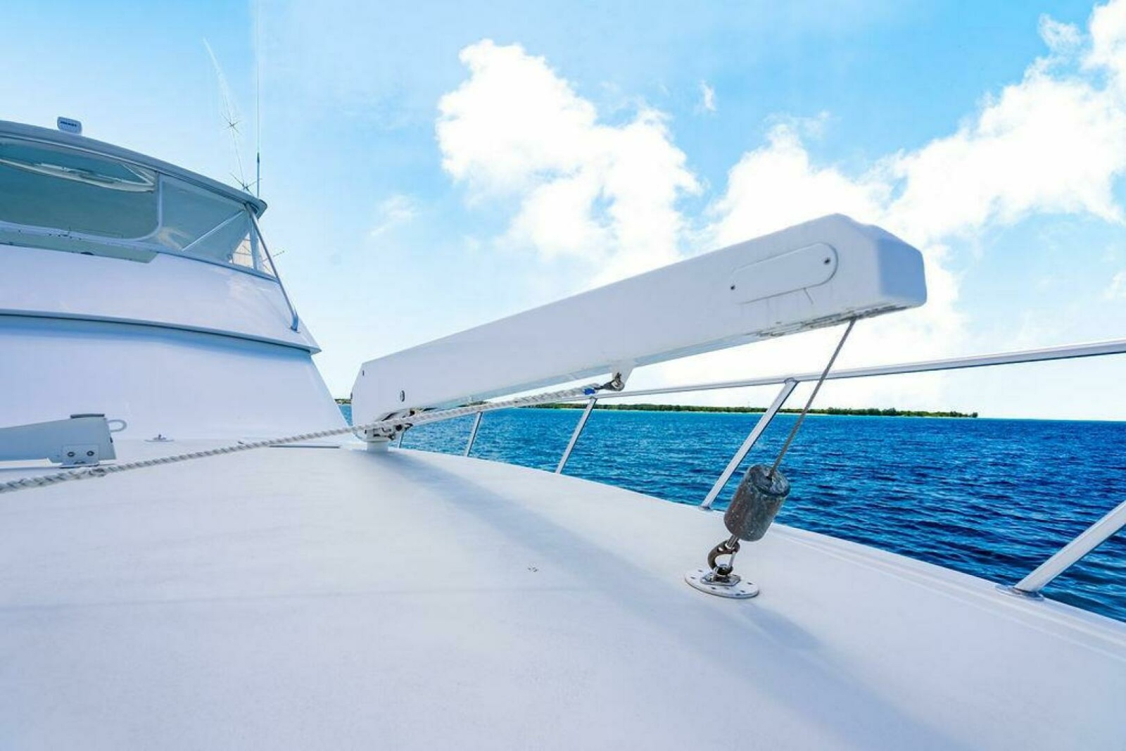 1999 Viking 55 Convertible