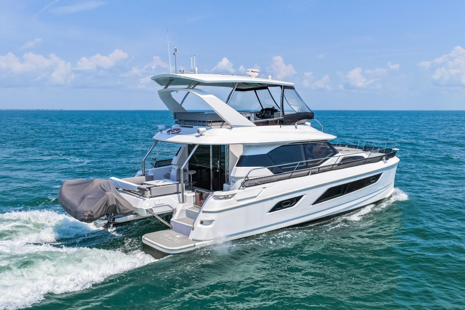 2021 44 Aquila MY Memories Not Dreams Starboard Profile