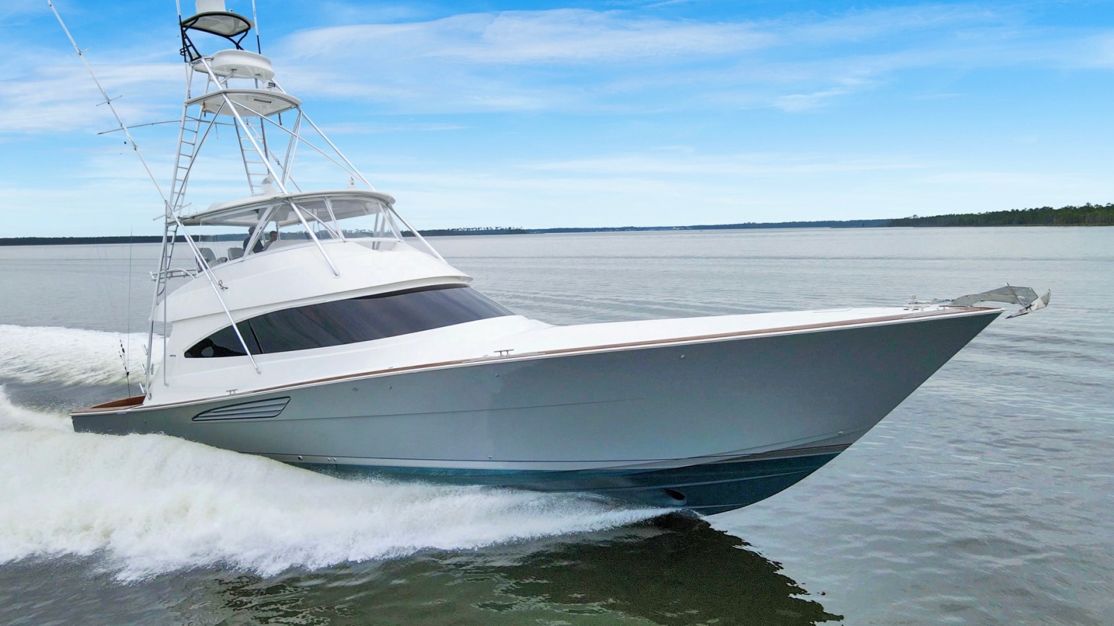 2020 68 Viking Convertible Gunpowder Exterior (4)