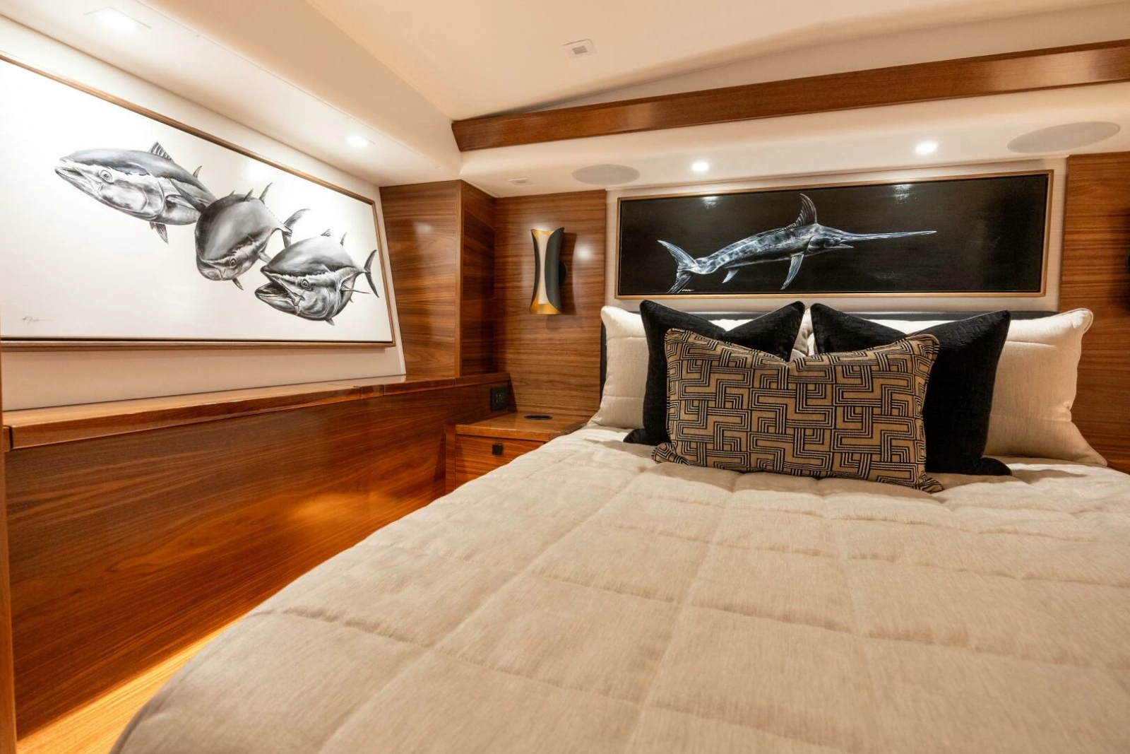 2025 82 Viking Convertible Boujie Starboard Stateroom (3)