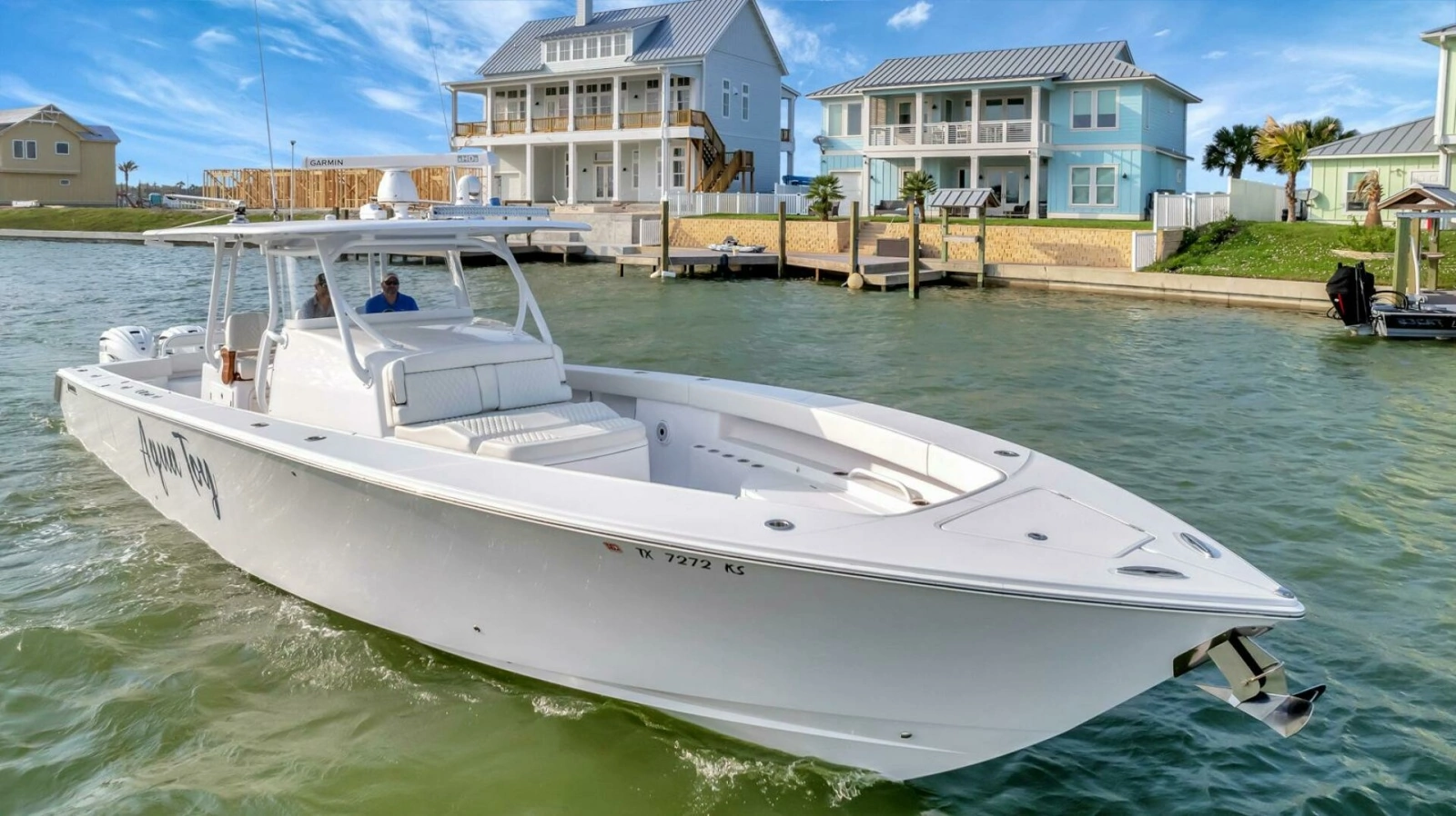2023 Jupiter 43 Center Console 