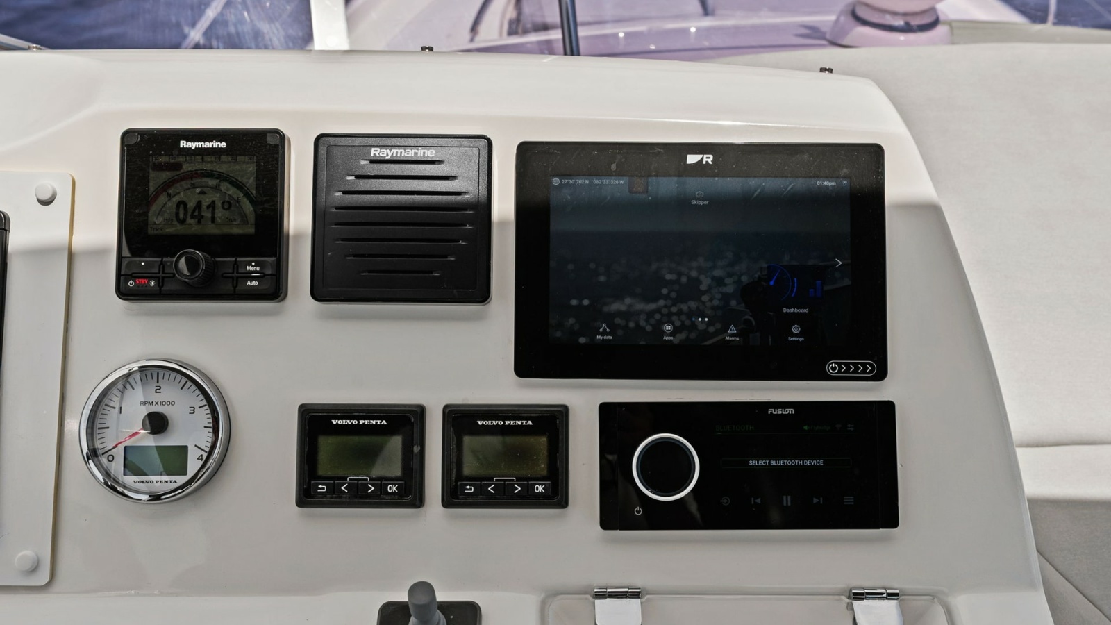 Flybridge Helm Station Controls