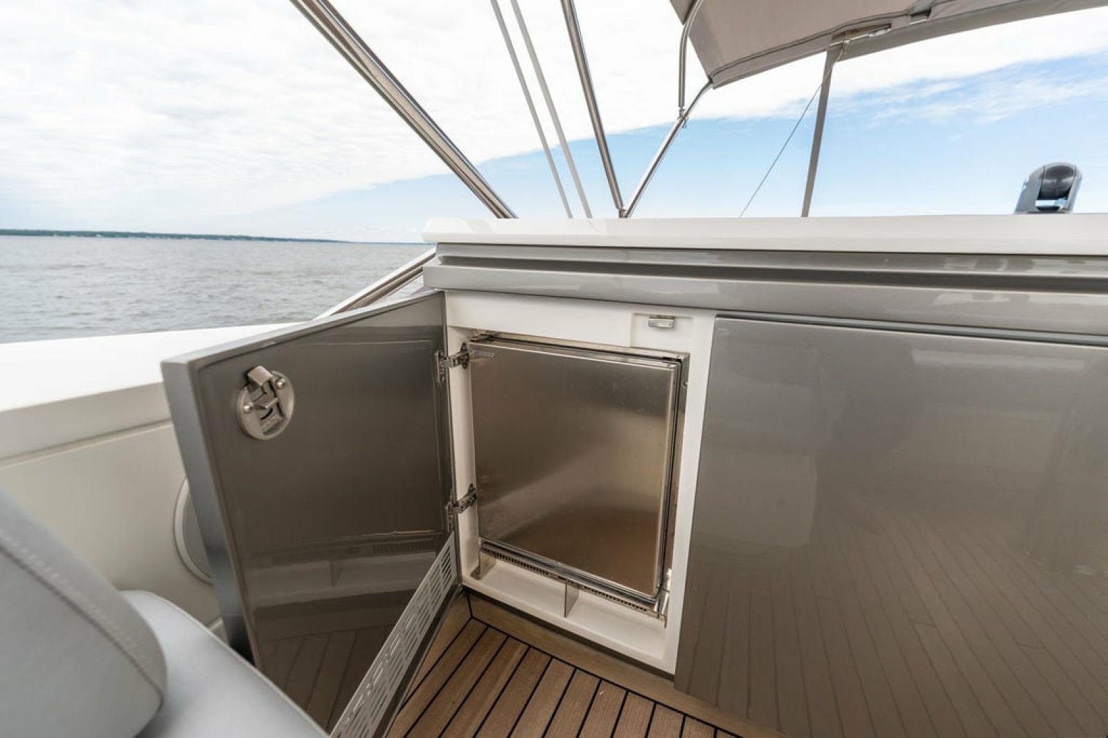 2020 Princess S66