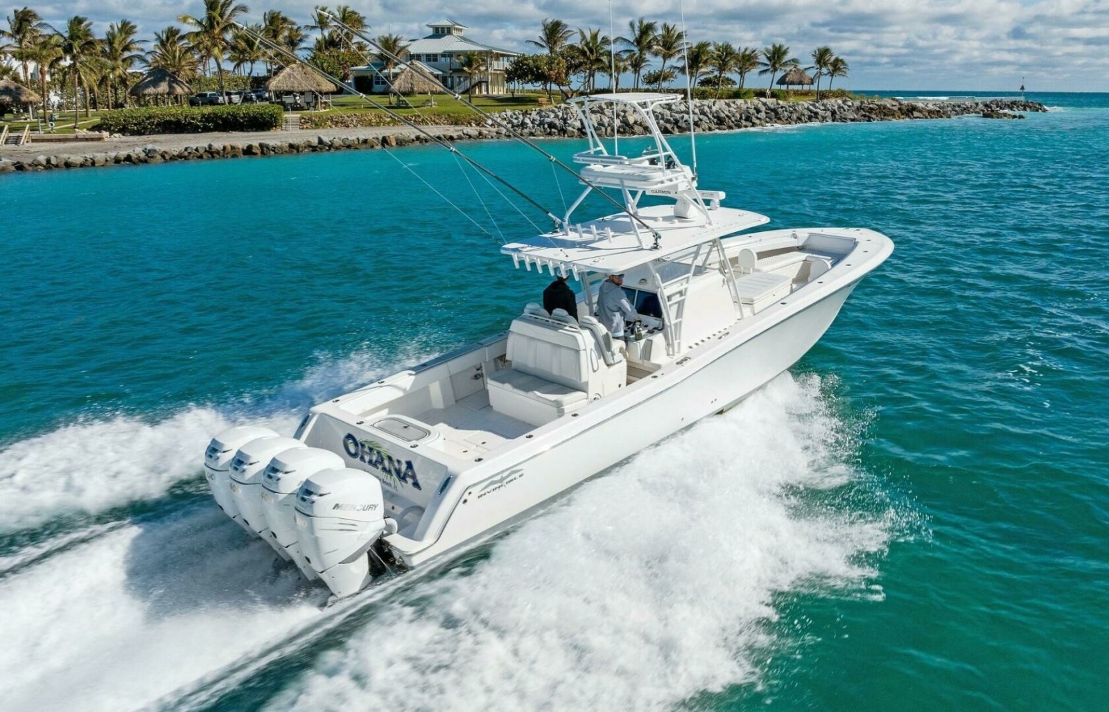 42' 2019 Invincible 42 Open Fisherman