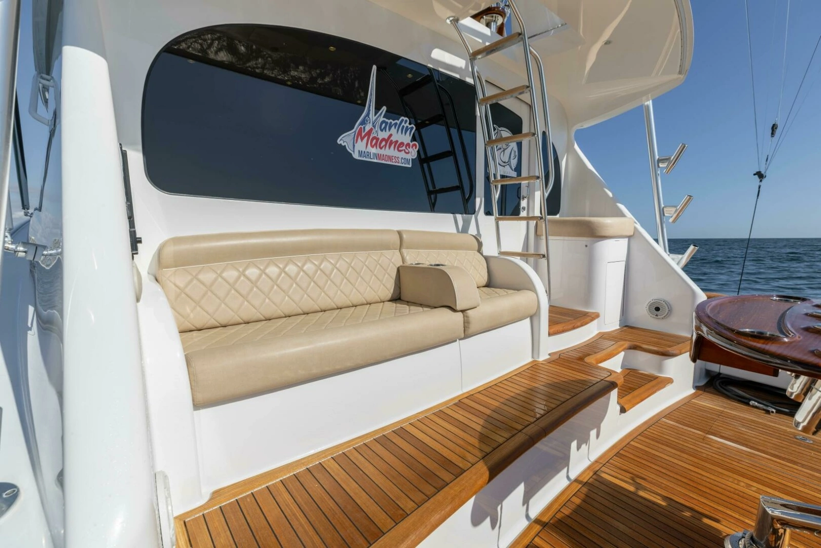 2020 Viking 62 Convertible photo 30