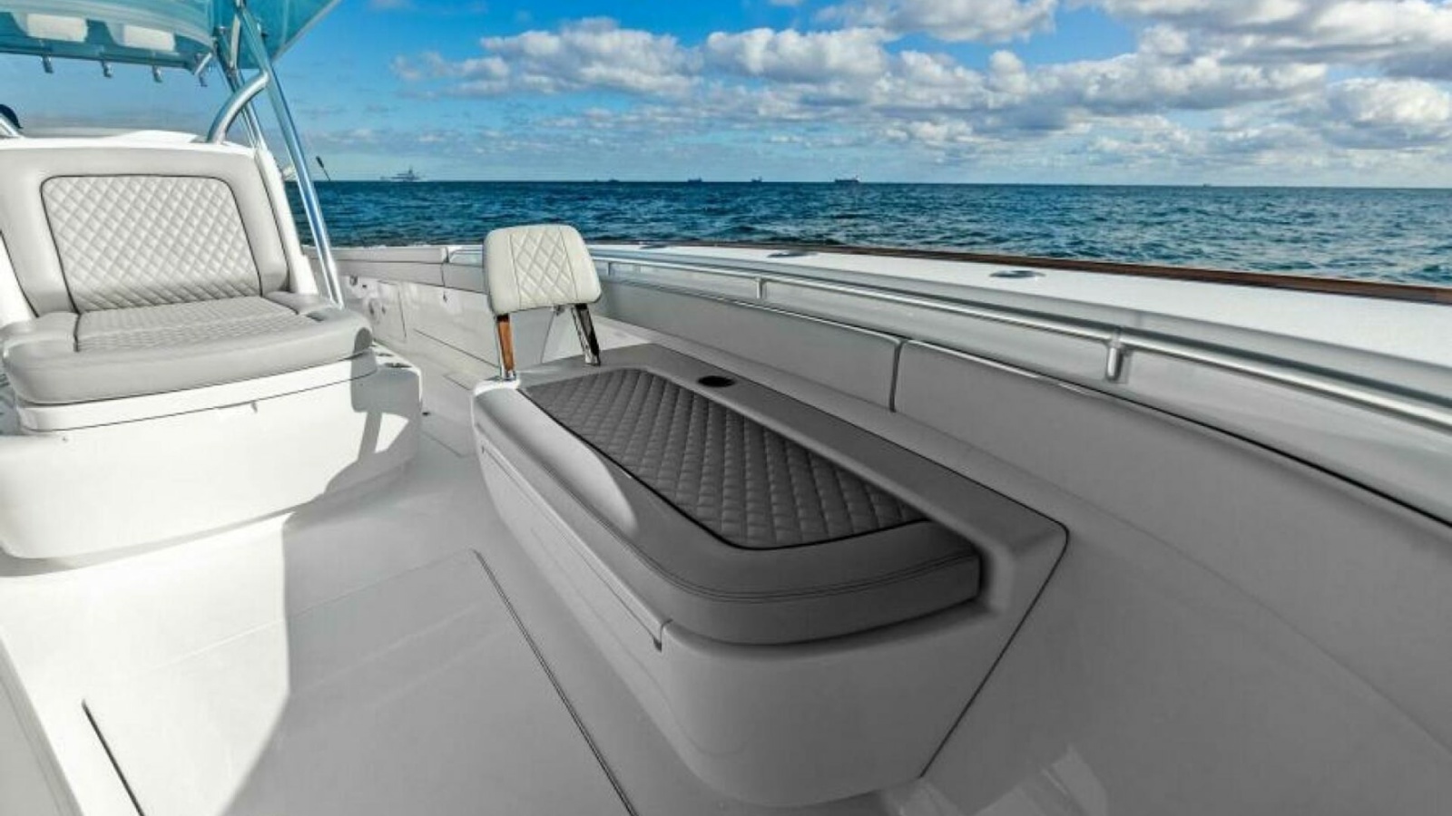 2021 Valhalla Boatworks V-37