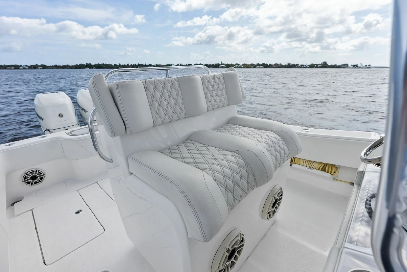 2020 Invincible 33 Open Fisherman