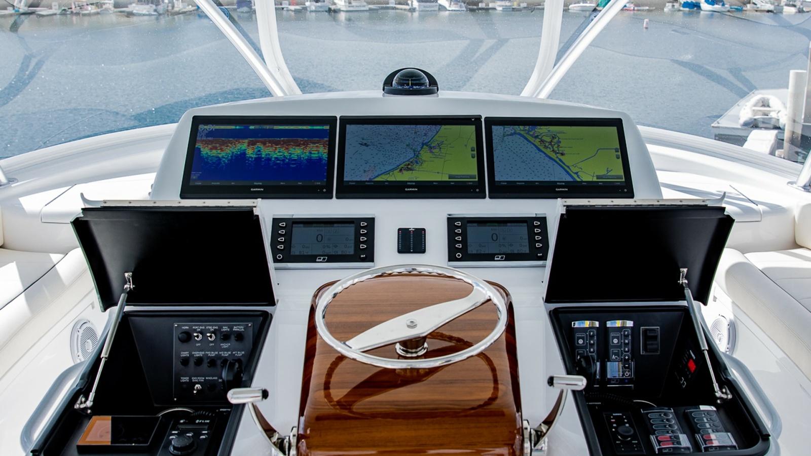 58' 2020 Viking 58 Convertible