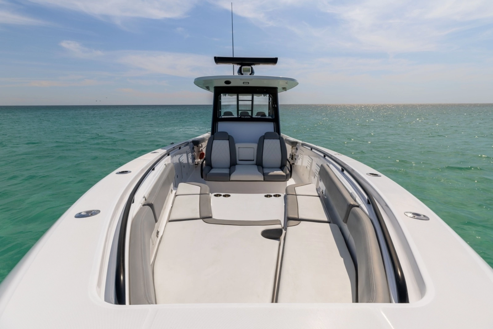 2023 Everglades 365 CC-