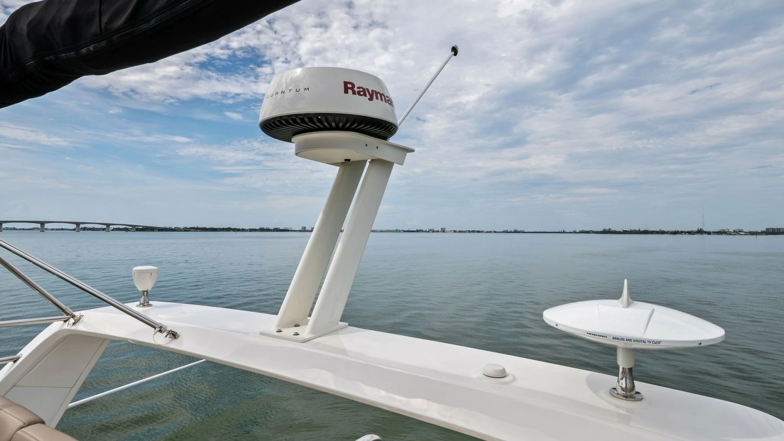 Flybridge Electronics and Radar Array