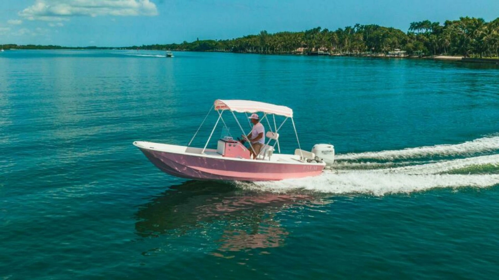 Palm Yacht 17 - Exterior Profile