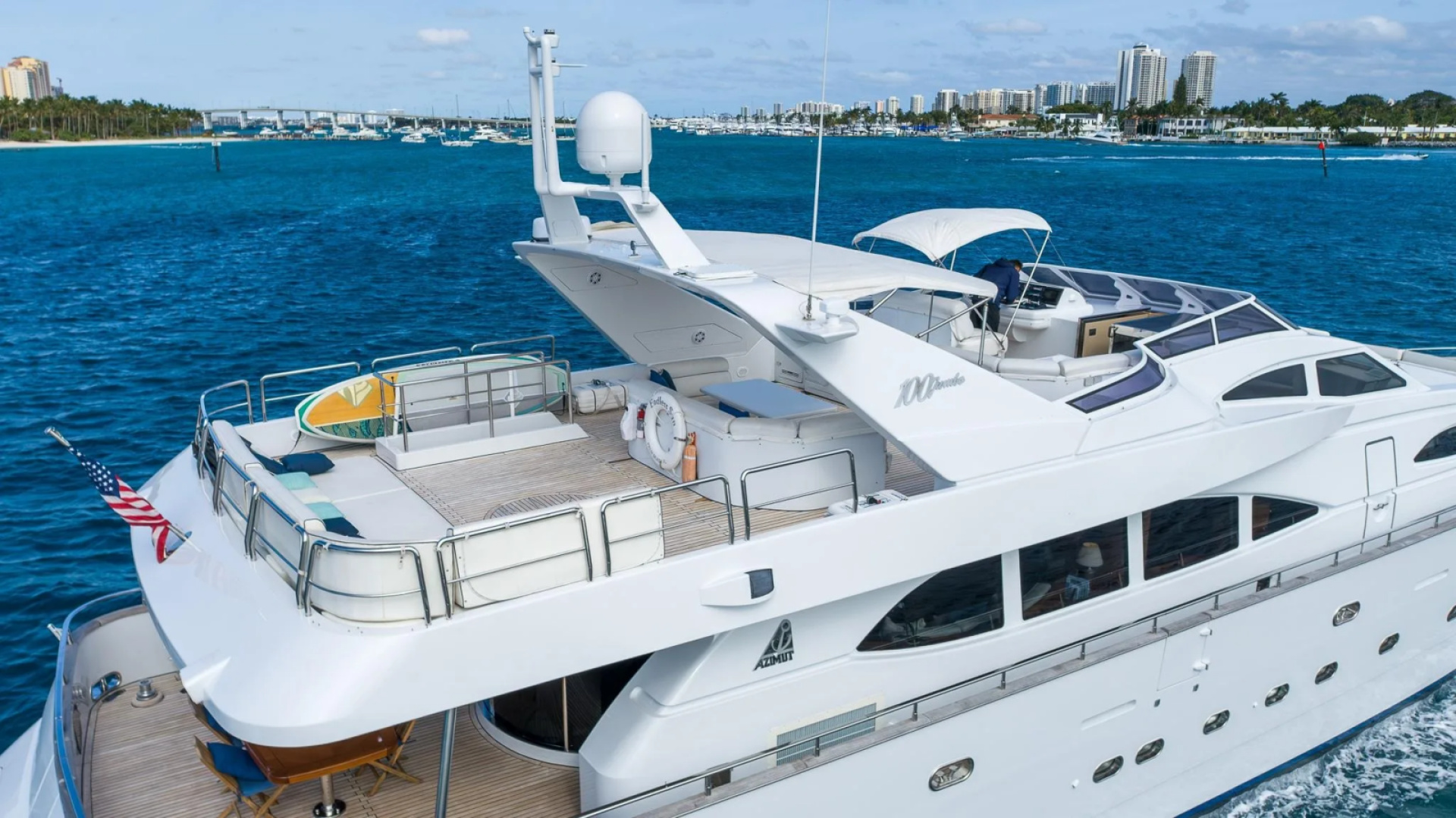 100ft Azimut Yacht For Sale