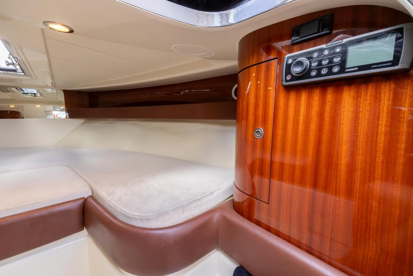 Riva 33' Aquariva Super Yacht For Sale